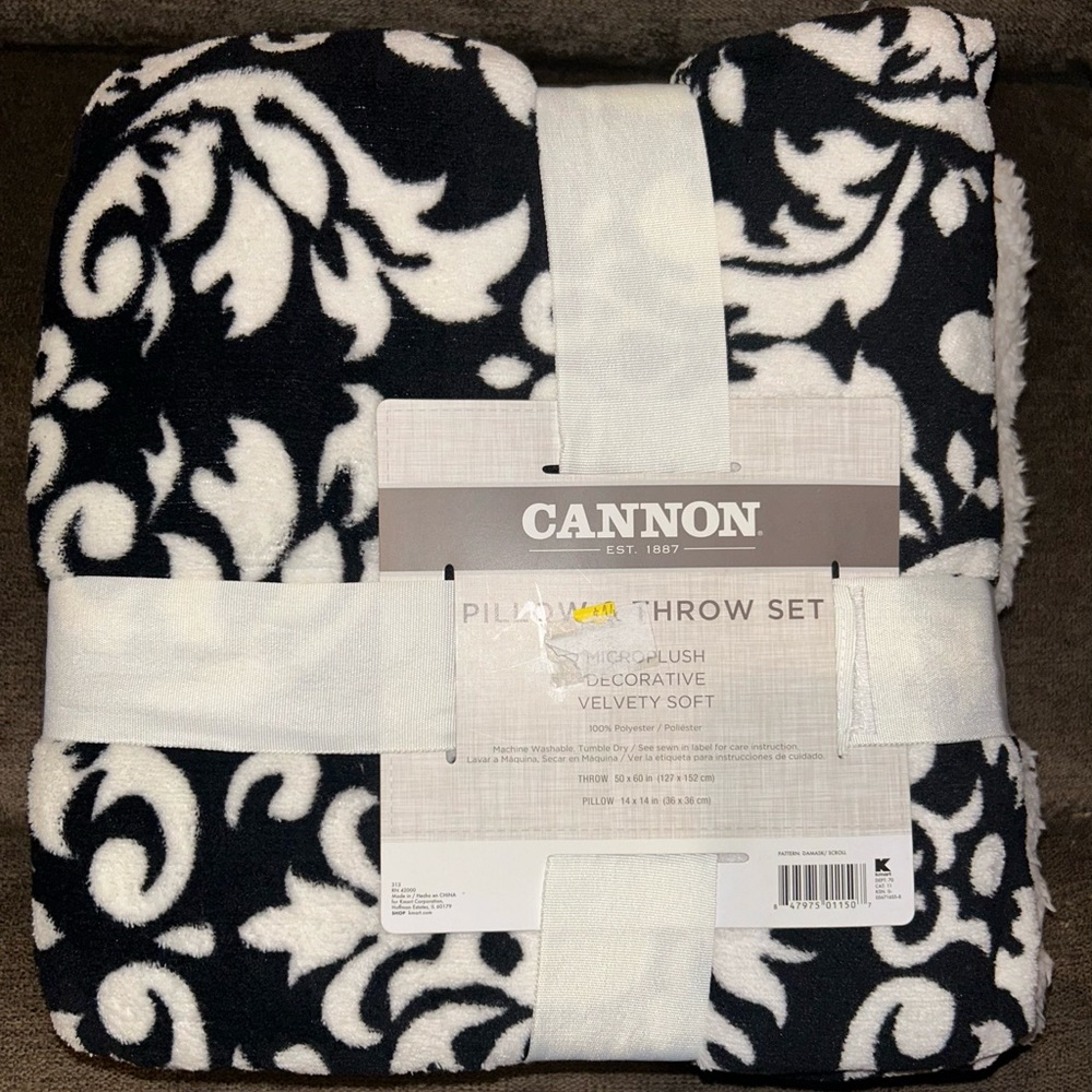 Pillow and Throw Set NEW